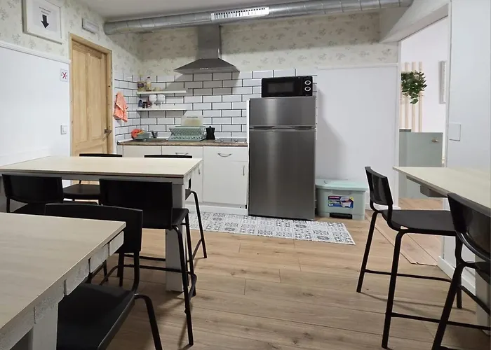 Hostel Bretema
